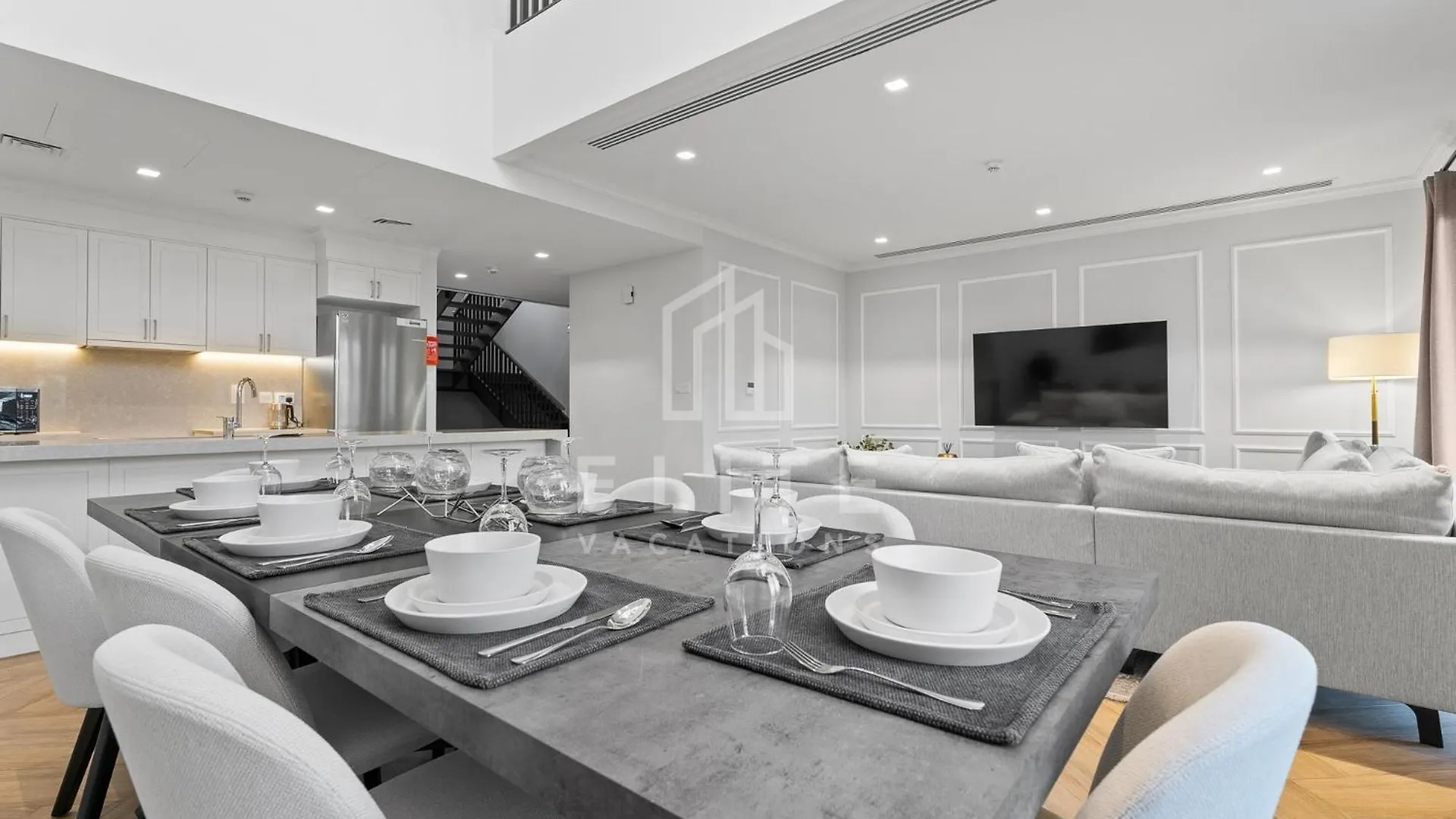 Luxury 4Br Villa Next To J1 Beach With Burj Views Dubai