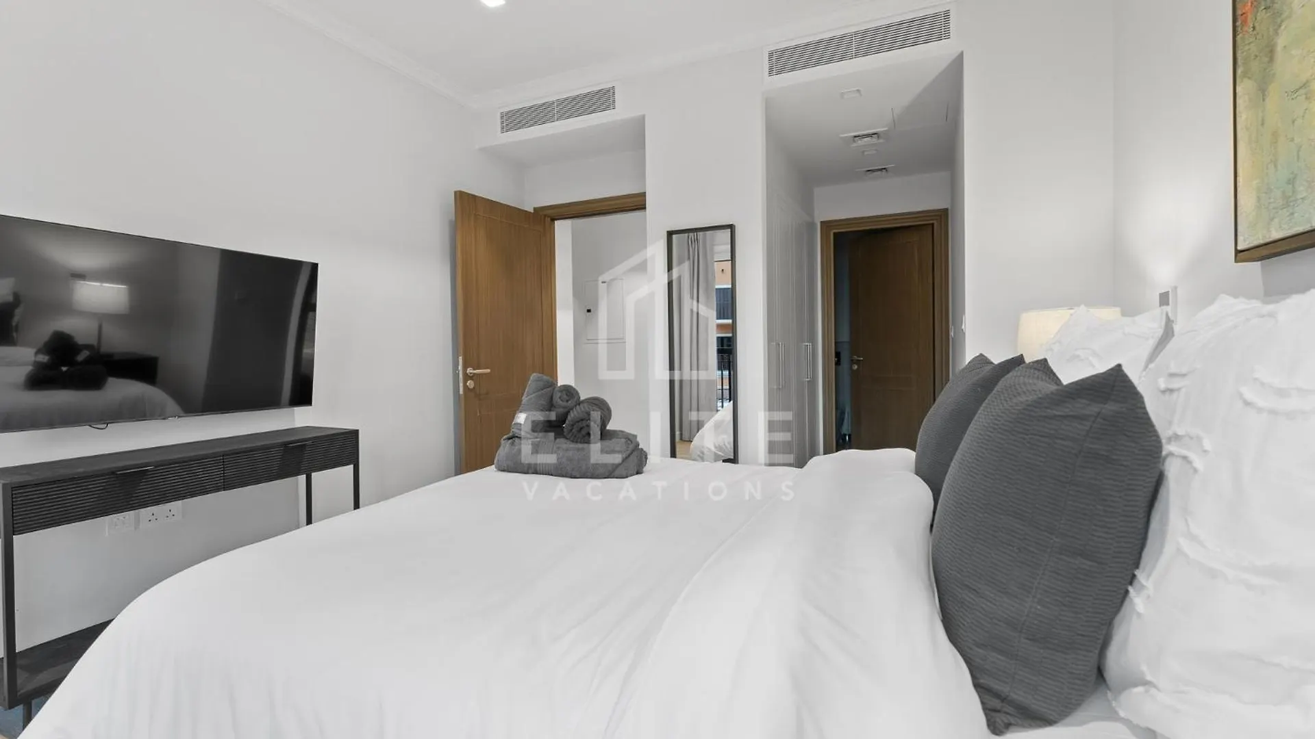 Luxury 4Br Villa Next To J1 Beach With Burj Views Dubai